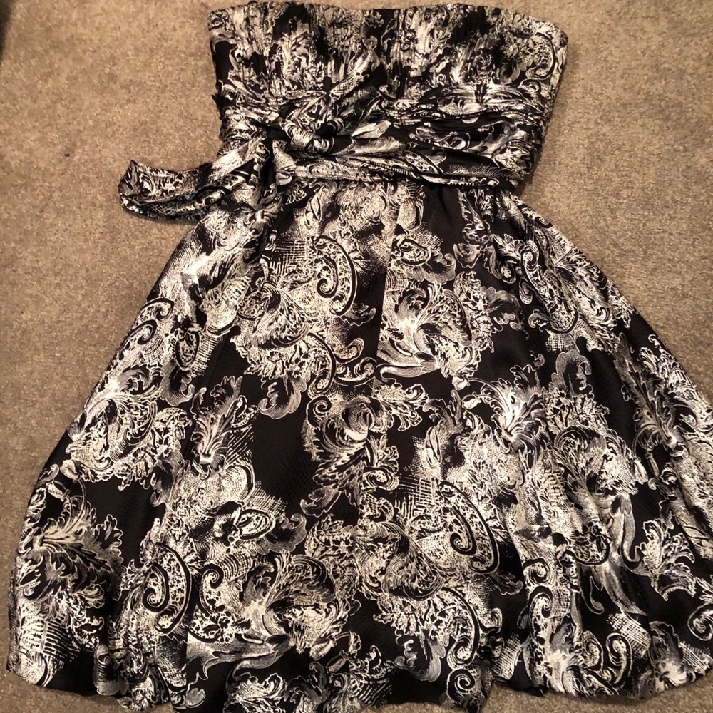 Strapless party Dress